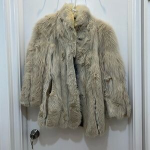 Fox fur white elegant jacket. Made in canada FLASH SALE no offers